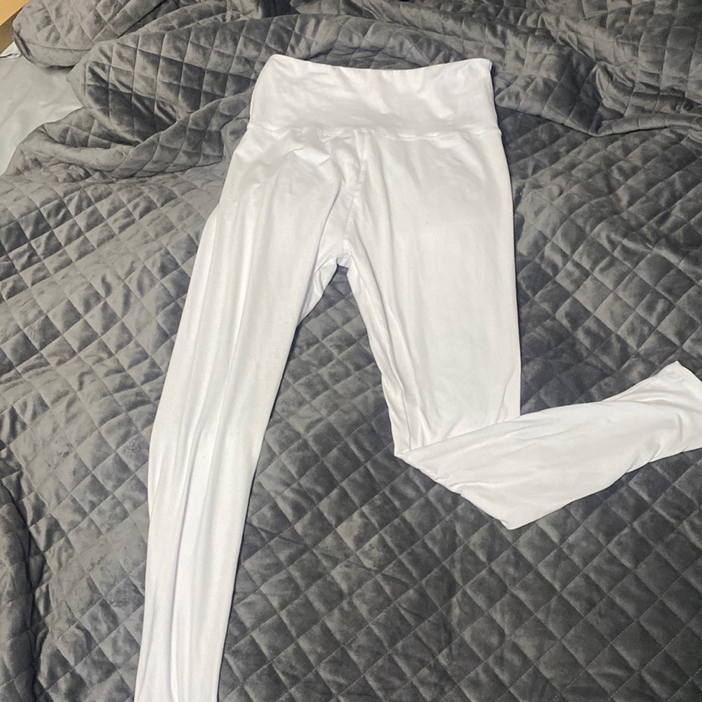 Soft, Stretchy, White Leggings